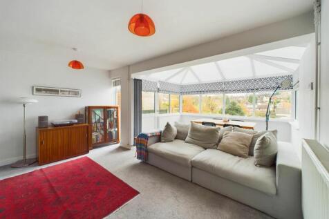 Lounge Dining Room