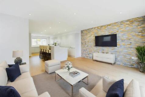 Open Plan living (virtuallu staged)