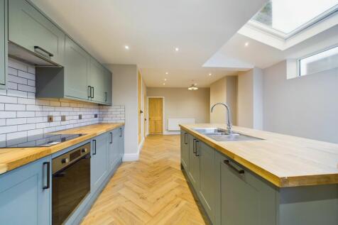 Family Dining Kitchen