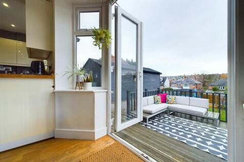 Dining Area onto Terrace
