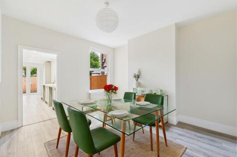 Dining Room (Virtually Furnished)