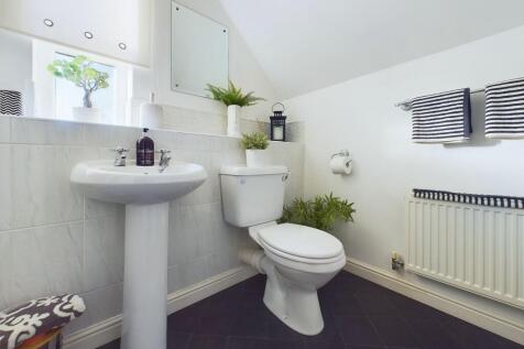 En-Suite to Bedroom One