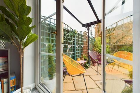 Sitting Room onto garden