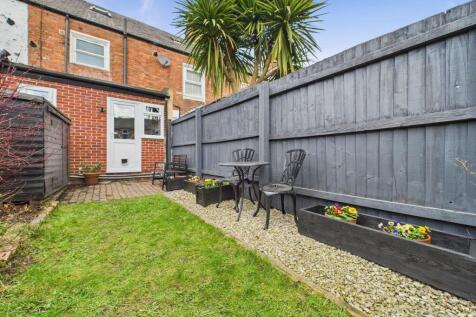 Rear Courtyard Garden