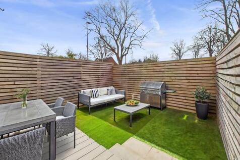 Garden (Virtually Furnished)
