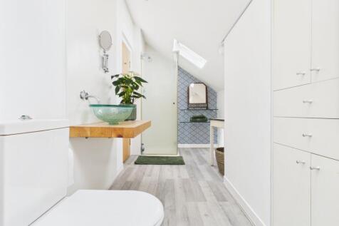 En-suite Bedroom Two