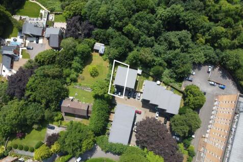 Drone of Plot and Position