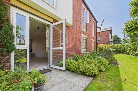 Patio Area and Communal Gardens