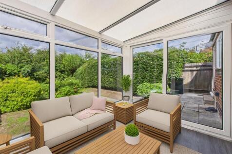 Conservatory (Virtually Furnished)