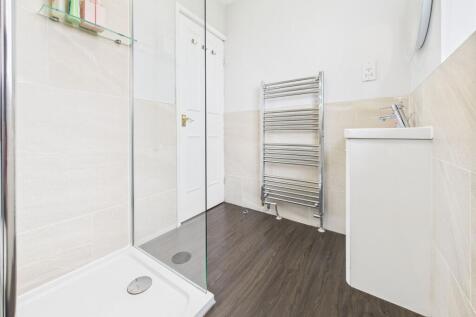 Shower-Room