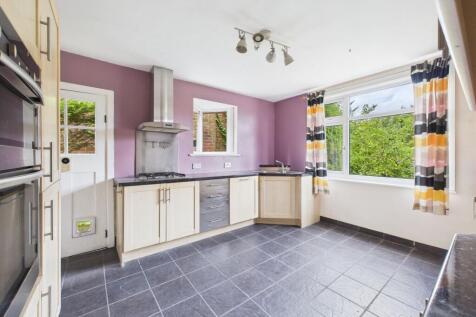 Dining/Kitchen