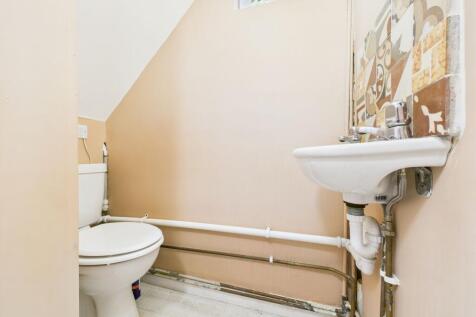 Lower Ground Floor WC