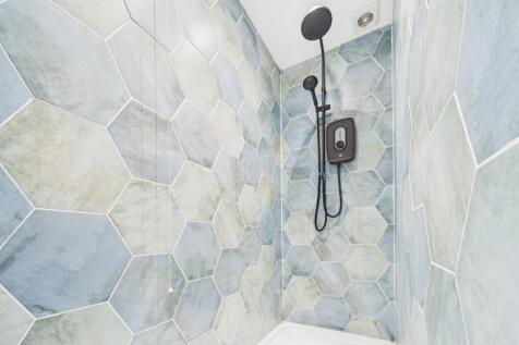 Shower (off Bedroom One)