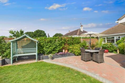 Rear Garden Patio Area
