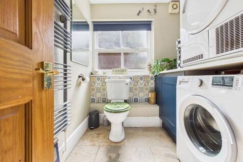 Utility Room/Wc