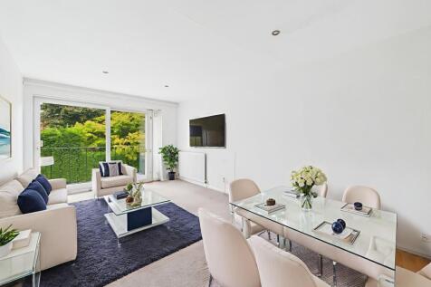 Lounge/Dining Room (Virtually Furnished)