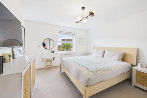 Bedroom One (First Floor)