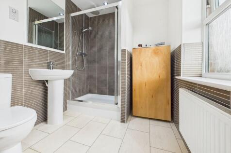 En-Suite to Bedroom One