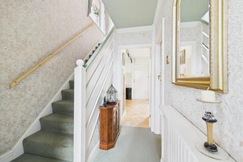 Entrance Hallway through to Dining Kitchen
