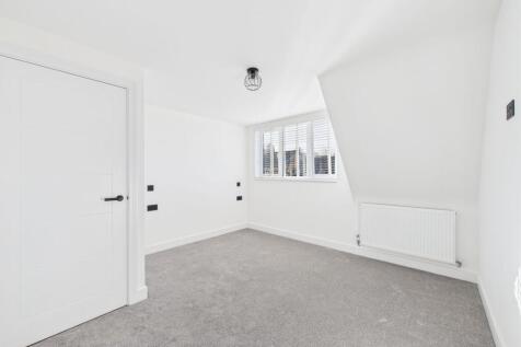 Principal Bedroom Suite