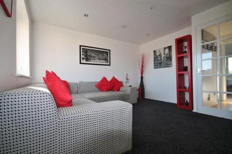 Lounge shot 3