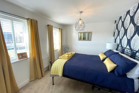 BEDROOM 2.jpg