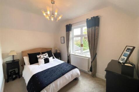 BEDROOM 4.jpg