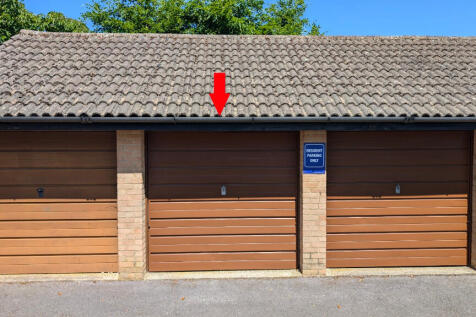Garage (in block)