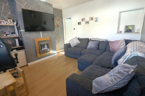 Living Room.jpg