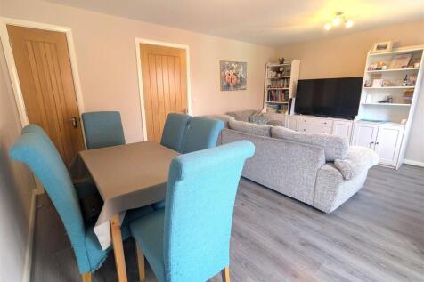 Living &amp; Dining Room