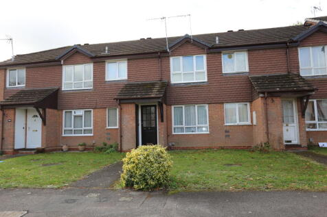 1 bedroom Ground Floor Maisonette for rent