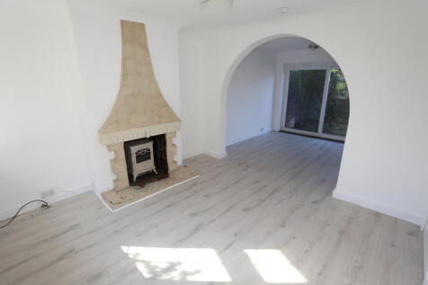 3 Bedroom Semi Detached for Rent