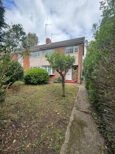 3 Bedroom Semi Detached for Rent