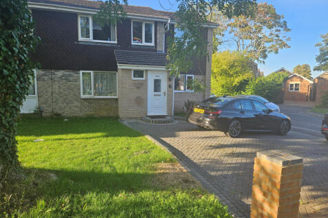 Extended Five bedroom Semi-Detached