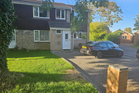 Extended Five bedroom Semi-Detached