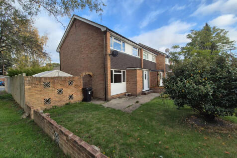 3 bedroom end terrace for sale, Highgate Road, Wo