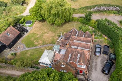 The Clock House  aerial 2025 (6).jpg