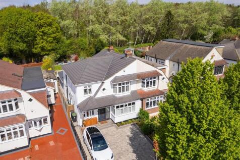 17 Woodland Way aerial  (1).jpg
