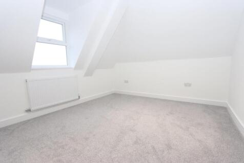 Oaktree Court 2