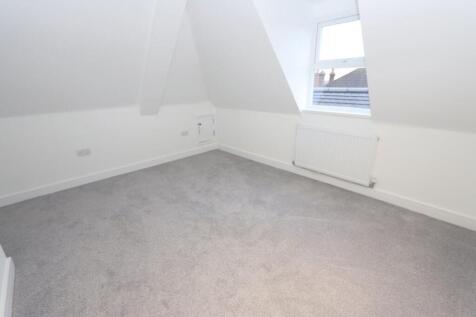 Oaktree Court 5