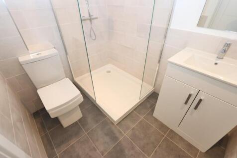 Oaktree Court 6