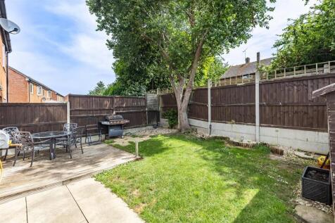 12 Barkers Way   (5).jpg