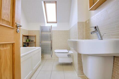 Bathroom.jpg