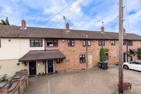 72 Beamish Close CM16 6JW (22).jpg