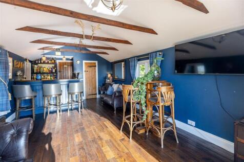 Willow Cottage 43 Berwick Ln  (22).jpg
