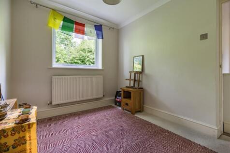 9 Coniston Court   (2).jpg