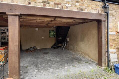 1  Coach House  (24).jpg