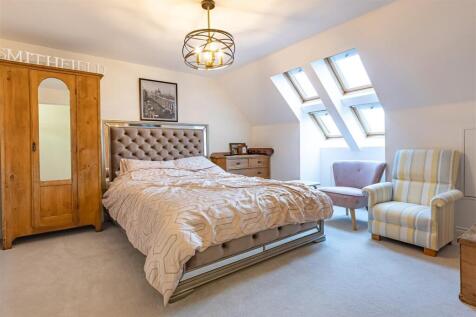 12 Boleyn Row (7).jpg