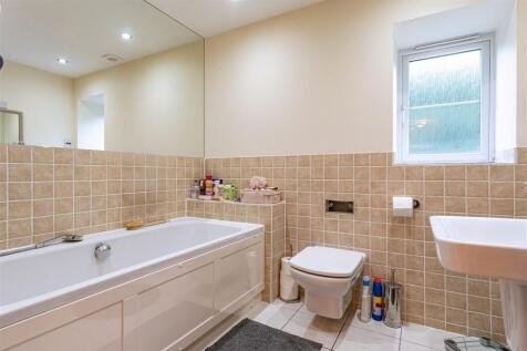 12 Boleyn Row (5).jpg