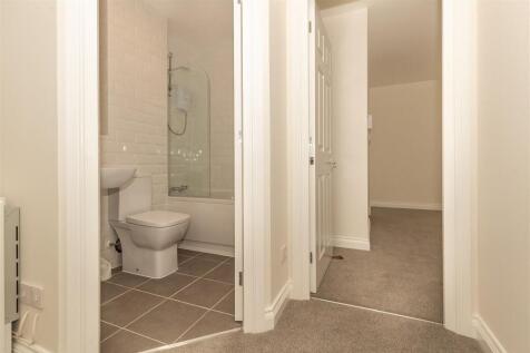 138 woodland grove (2).jpg